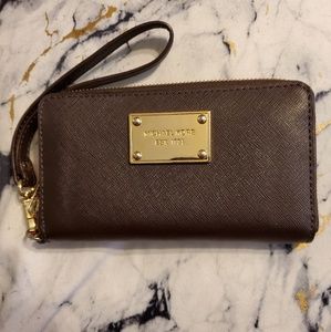Michael Kors Wristlet